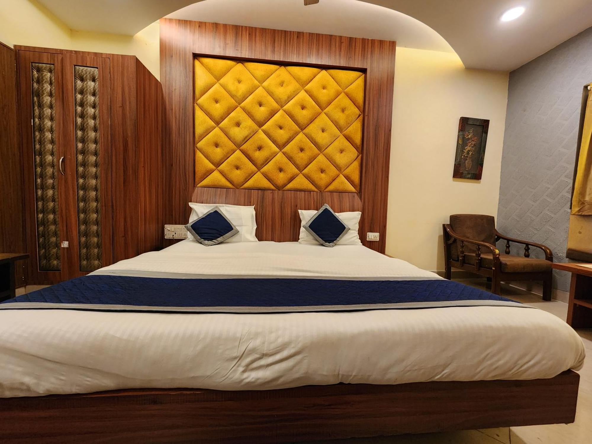 Hotel Savera Udaipur Extérieur photo