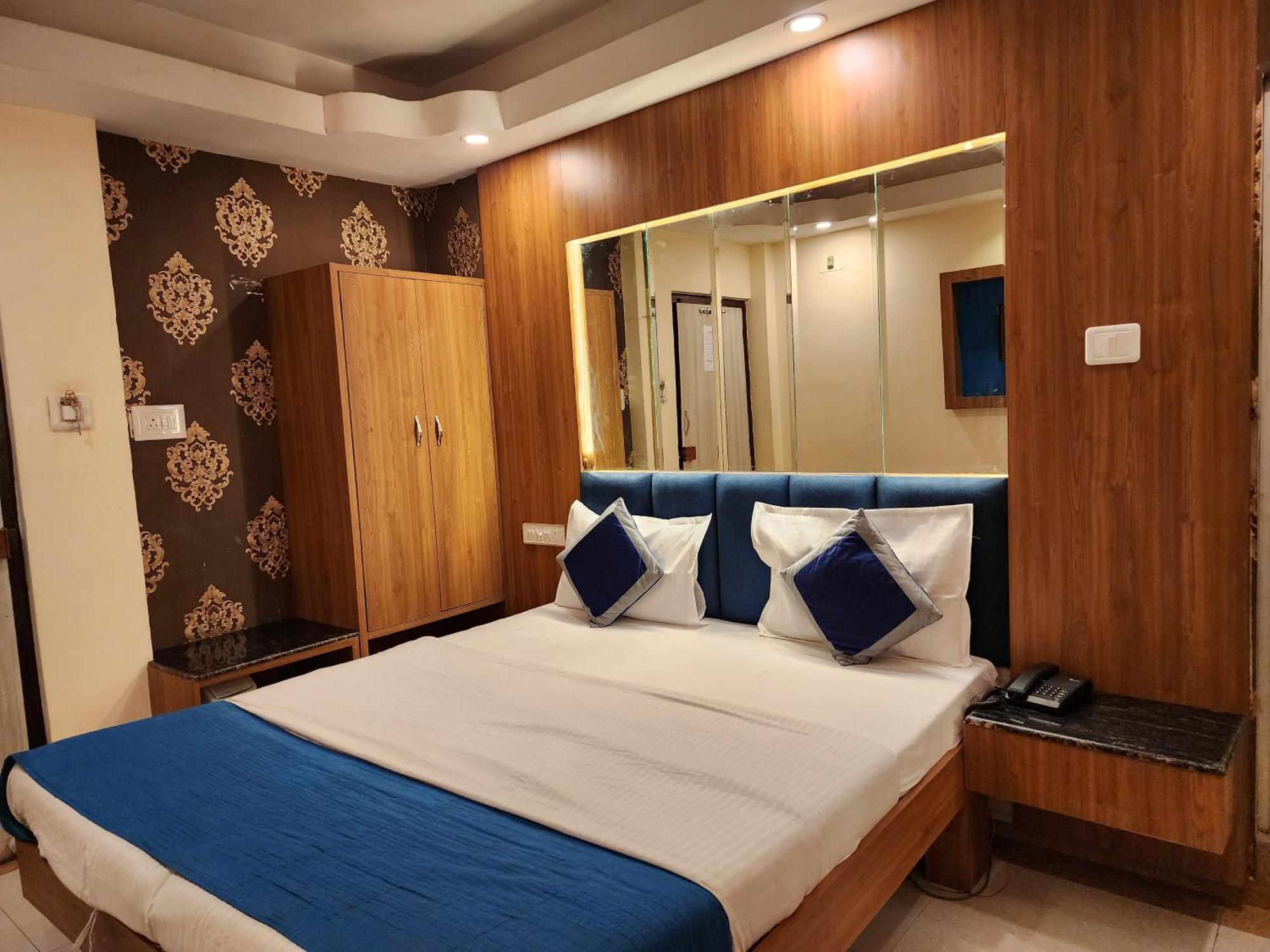 Hotel Savera Udaipur Extérieur photo