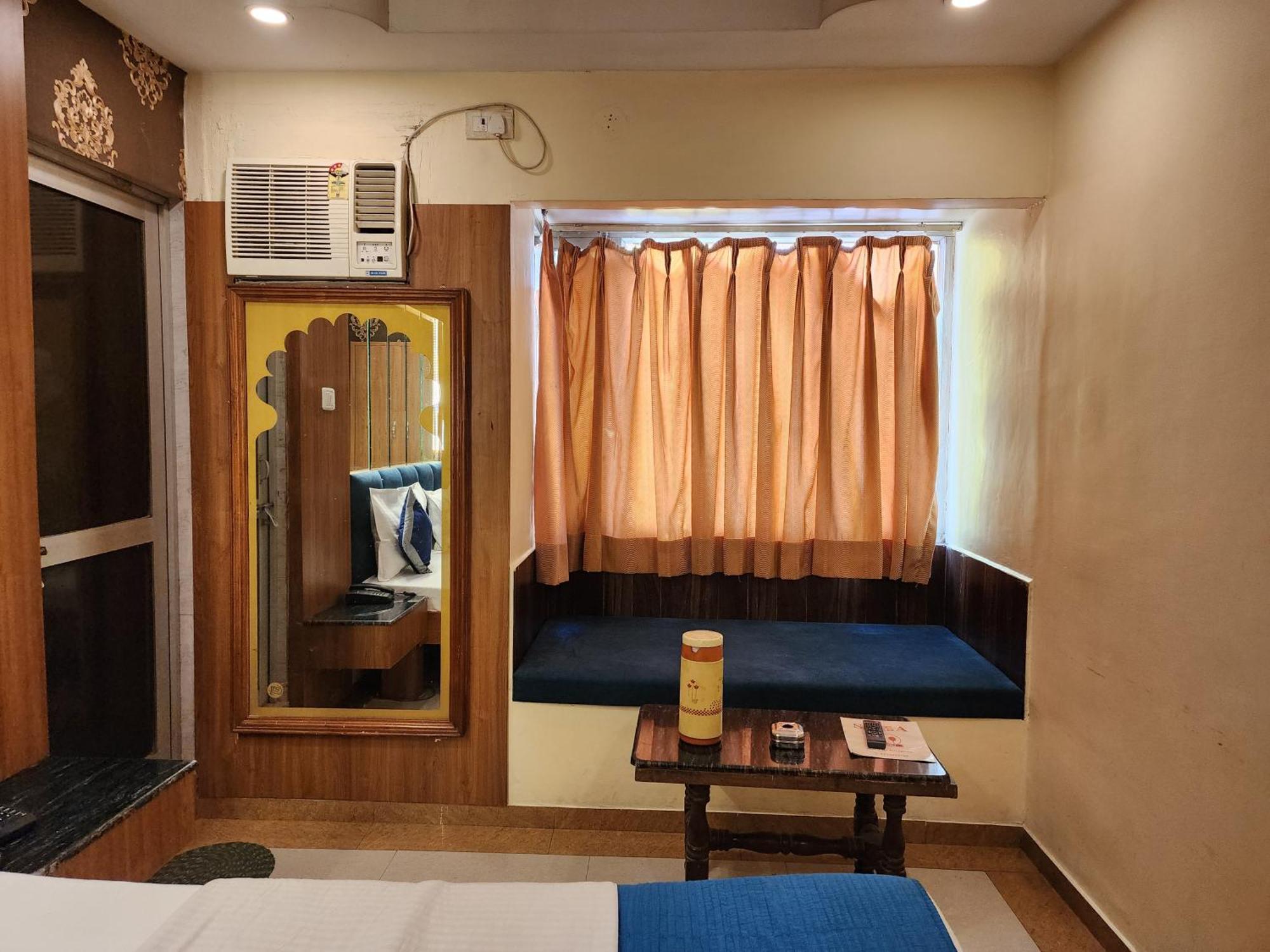 Hotel Savera Udaipur Extérieur photo
